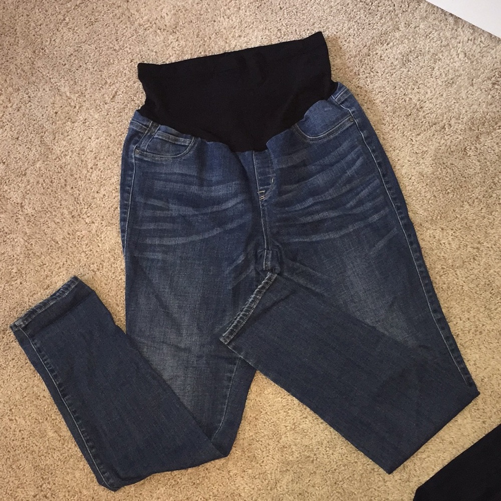 2 pair Maternity skinny jeggings
